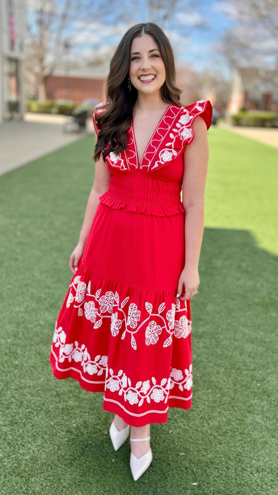 Enchanting Embroidered Midi Dress - Red