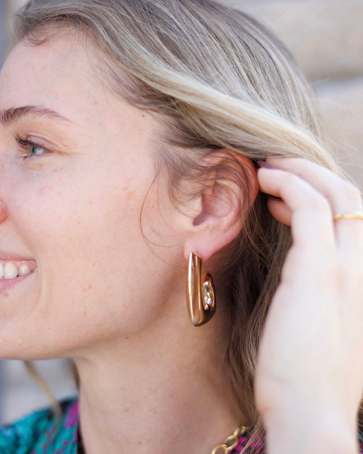 Gold Square Hoop Earrings - Gold