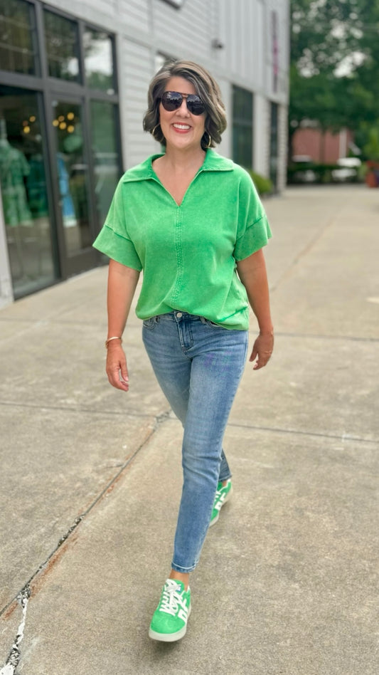 Washed V Neck Pullover - Green