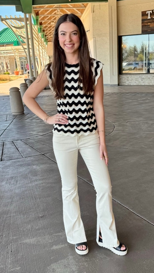 Zig Zag Sweater - Black and Cream