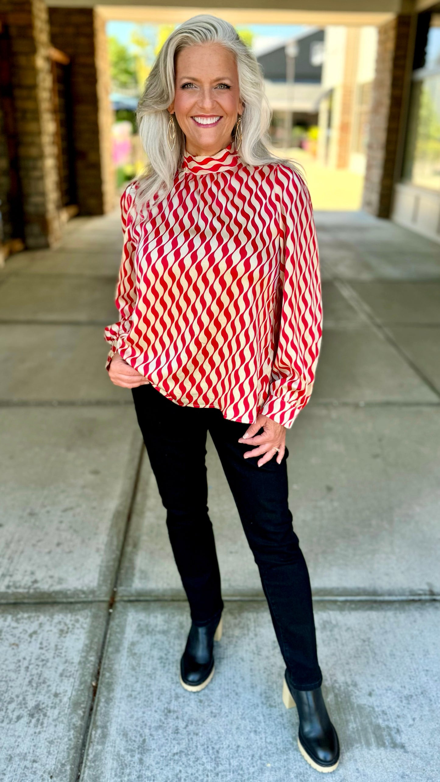 Wonderfully Wavy Tie Back Blouse - Red
