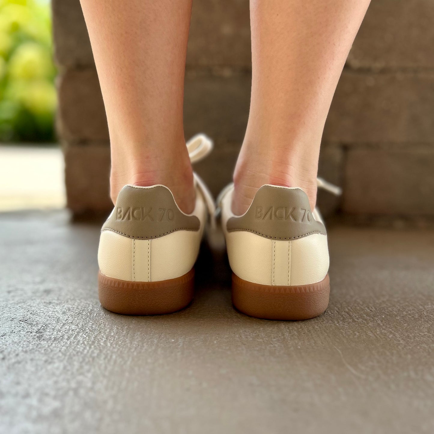 Back 70 Cloud - Milk Taupe