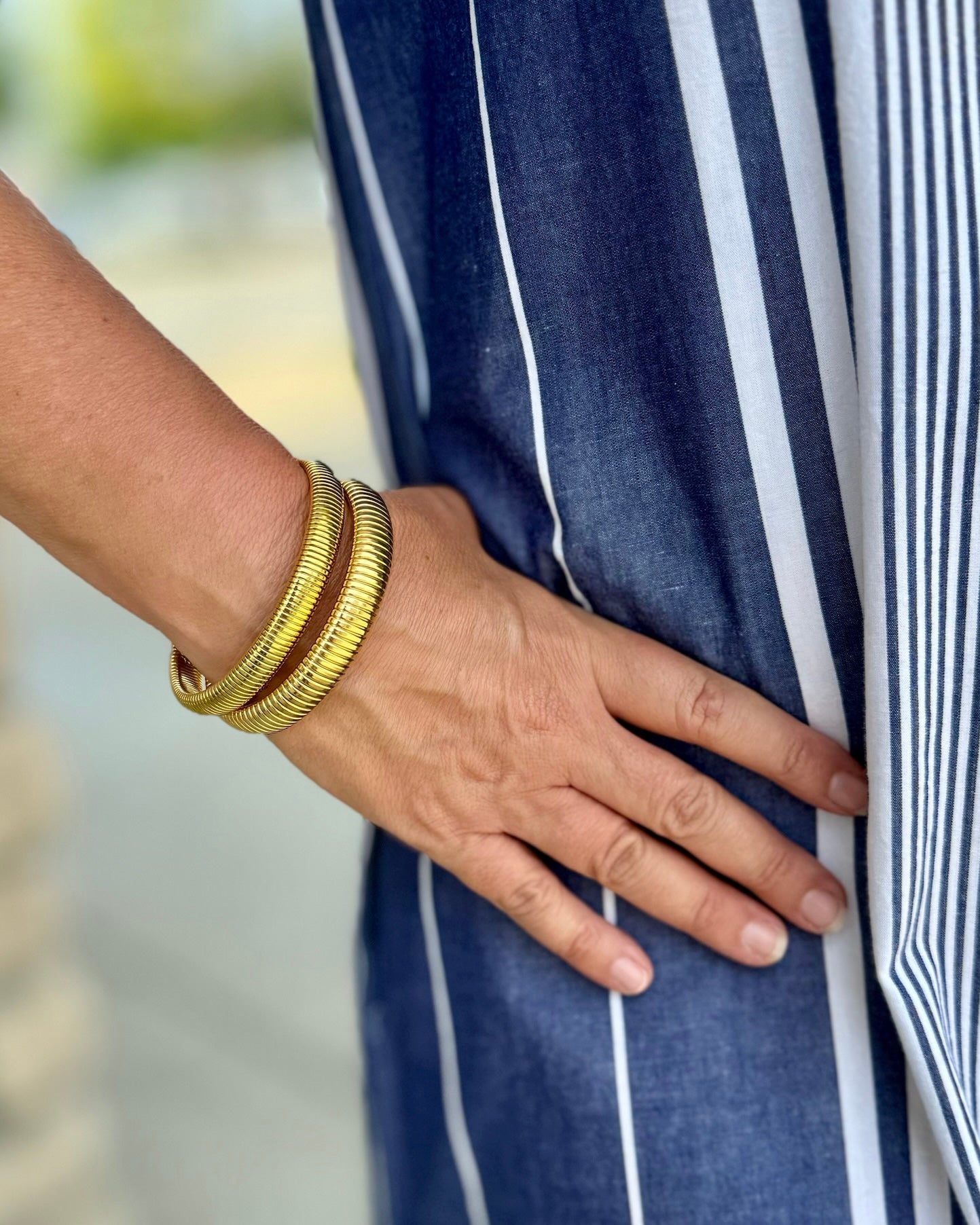 Medium Gold Stretch Snake Bracelet