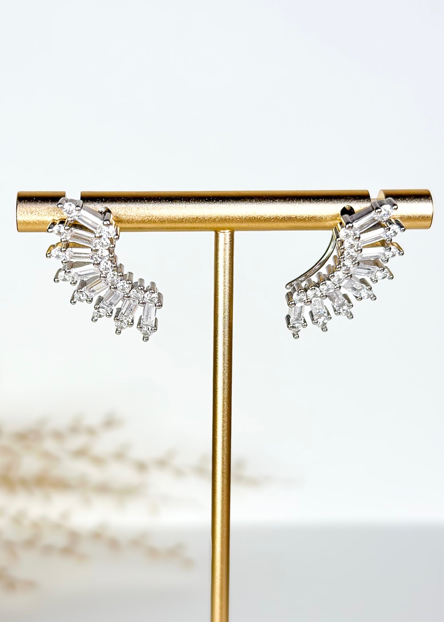 Sweetest Thing Fan Earrings - Silver