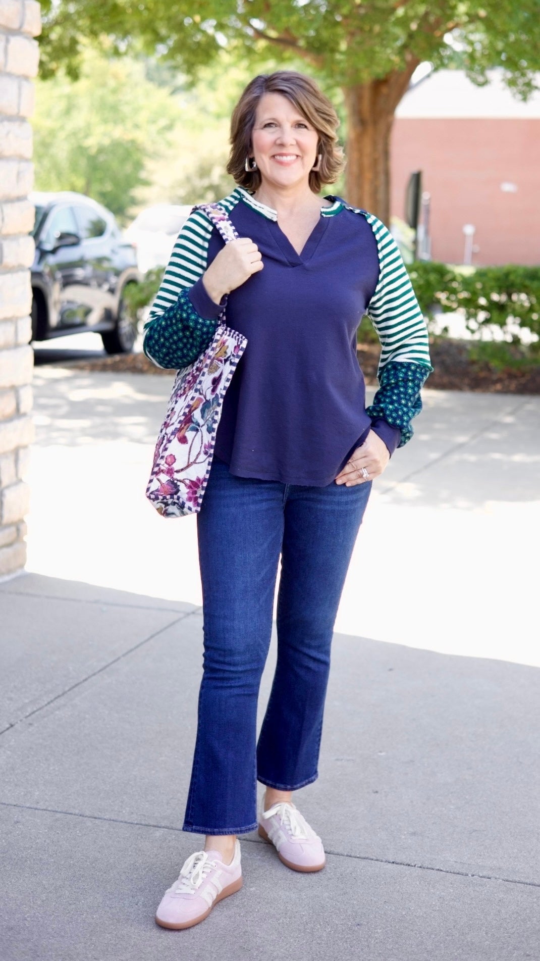 Hunter Pullover Stripe Detail