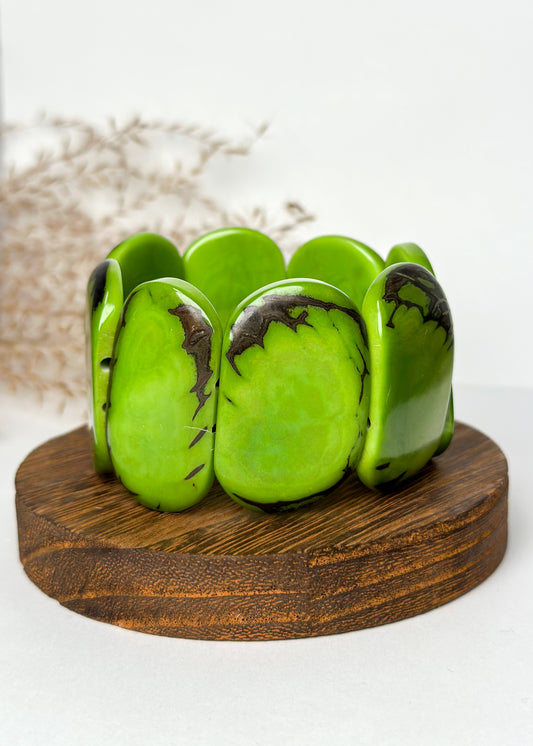 Tagua Carved Stretch Bracelet - Lime