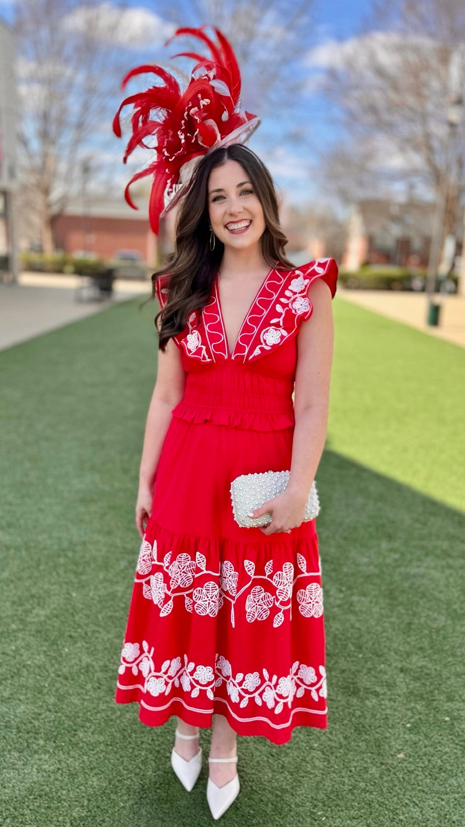 Enchanting Embroidered Midi Dress - Red