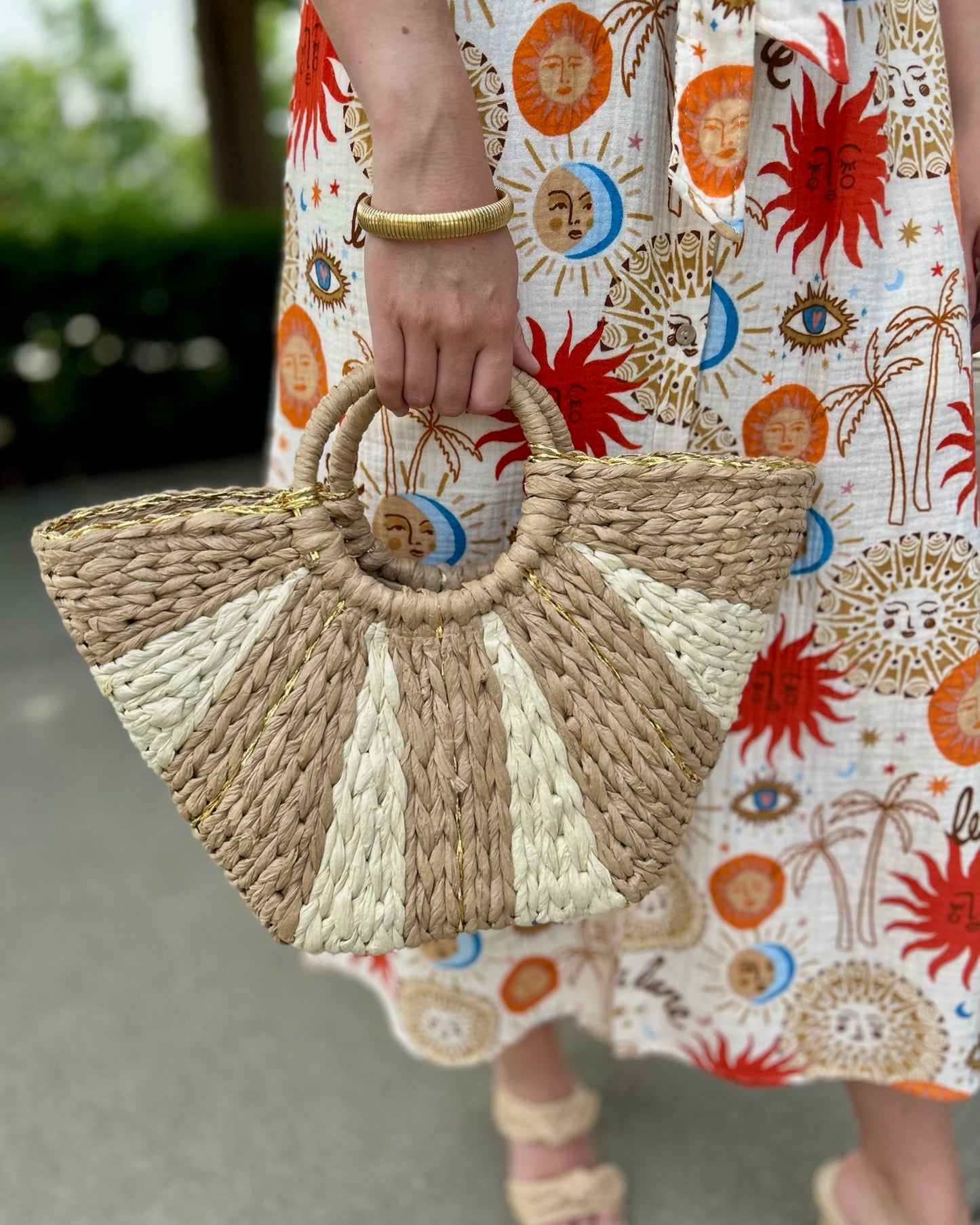 Sunburst Lined Straw Tote