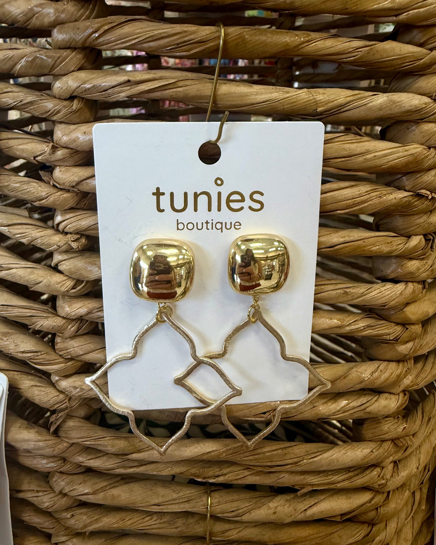 Gold Quatrefoil Drop Earrings