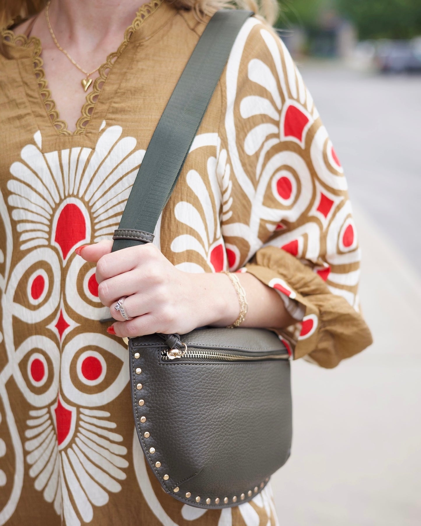 Fanny Pack With Studs - Olive