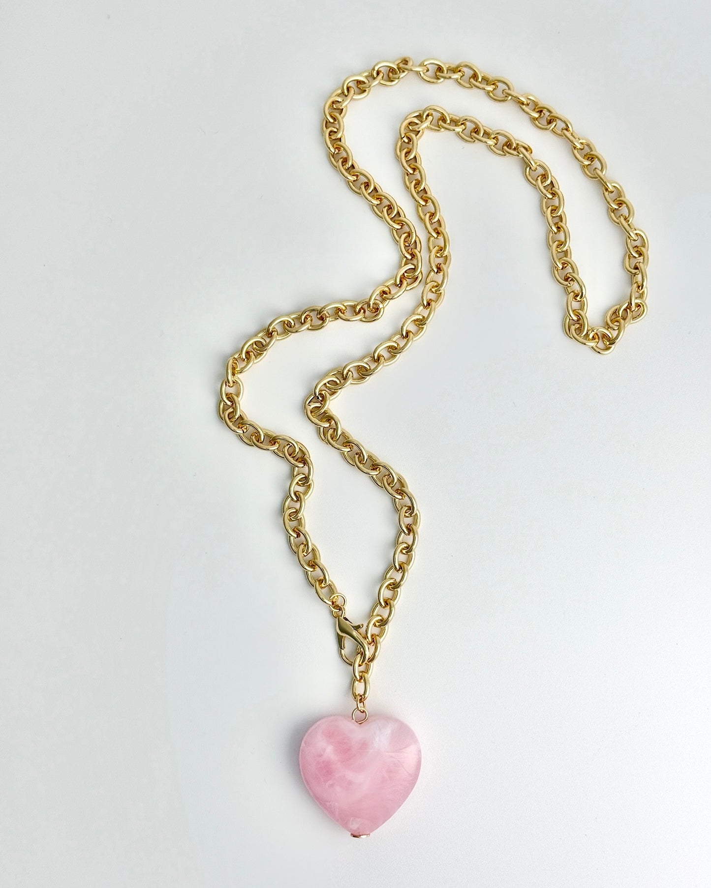 Long Oval Link W/Pink Heart Stone