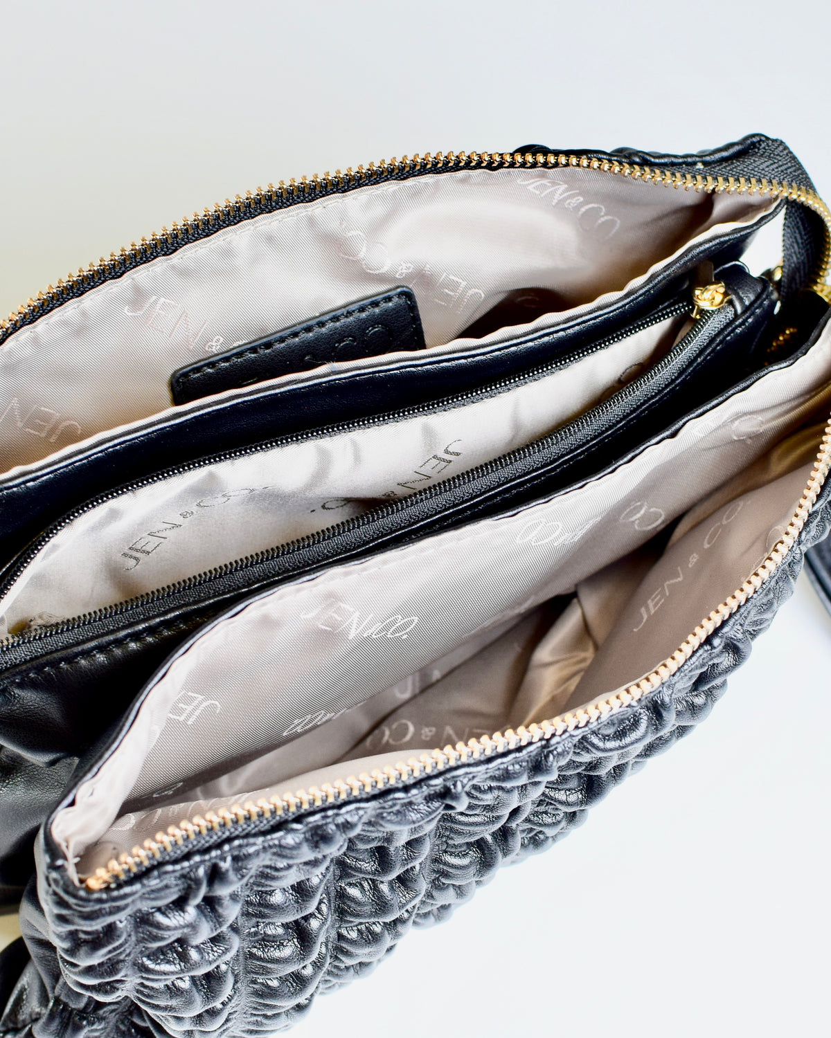 Izzy Bubble Puffer Crossbody Bag - Black