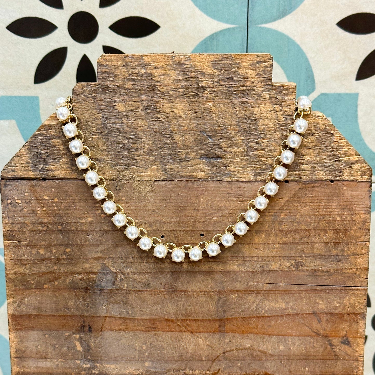 Polly Pearl Necklace