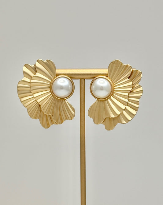 Double Fan & Pearl Earrings - Matte Gold