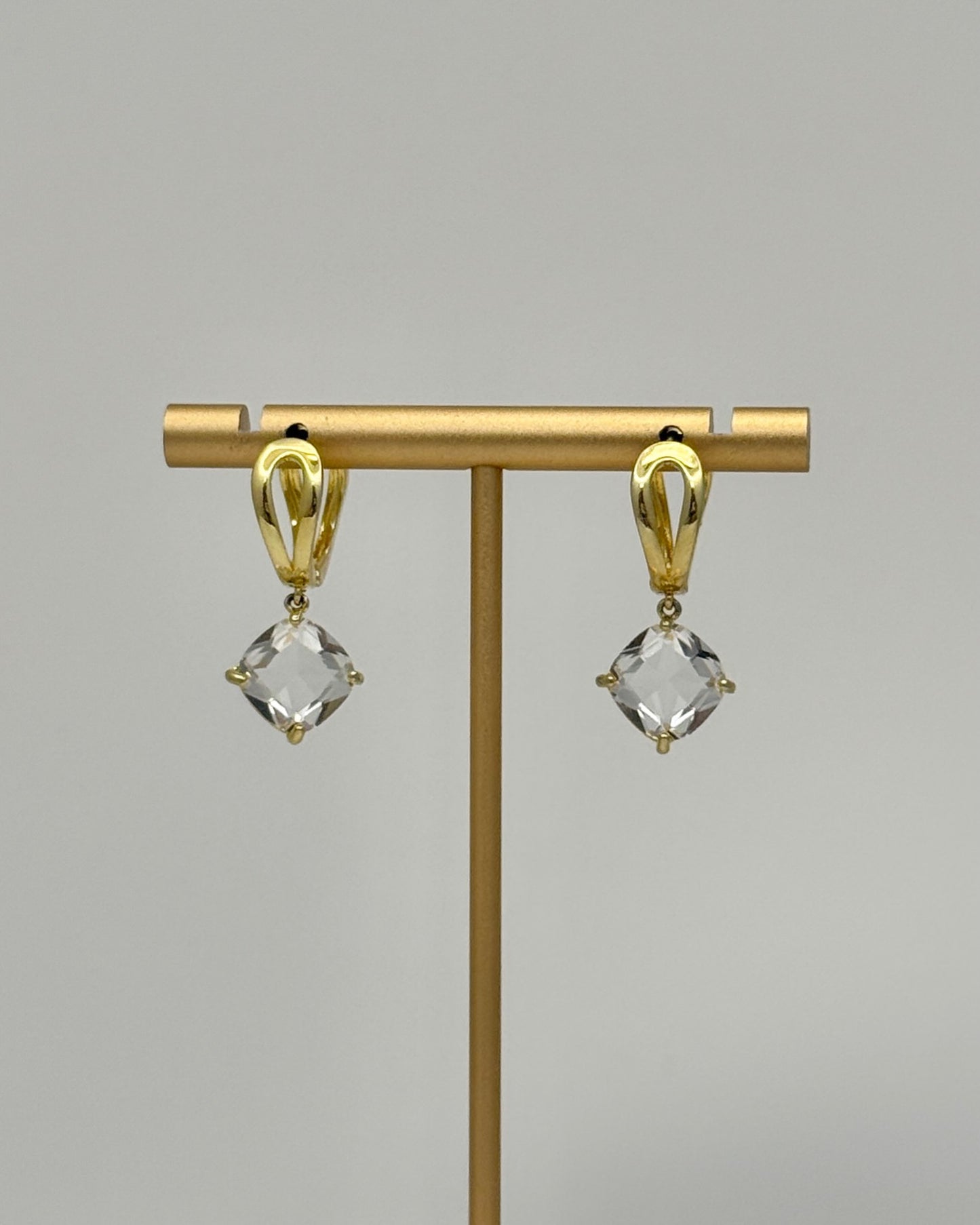 Susan Diamond Drop Earrings - Gold