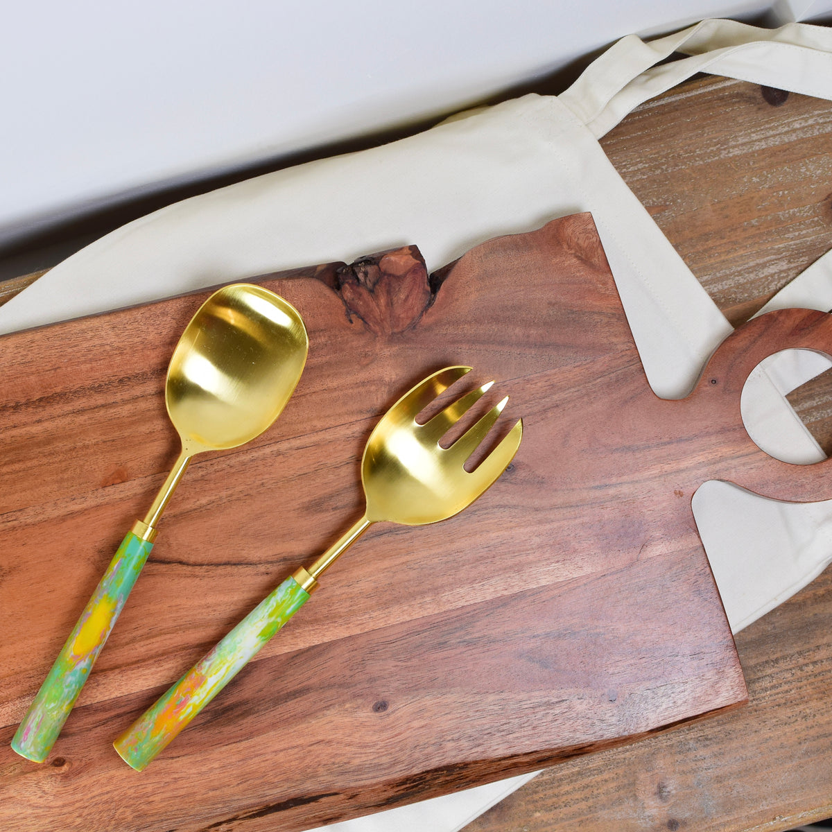 Live Edge Wood Chopping Board