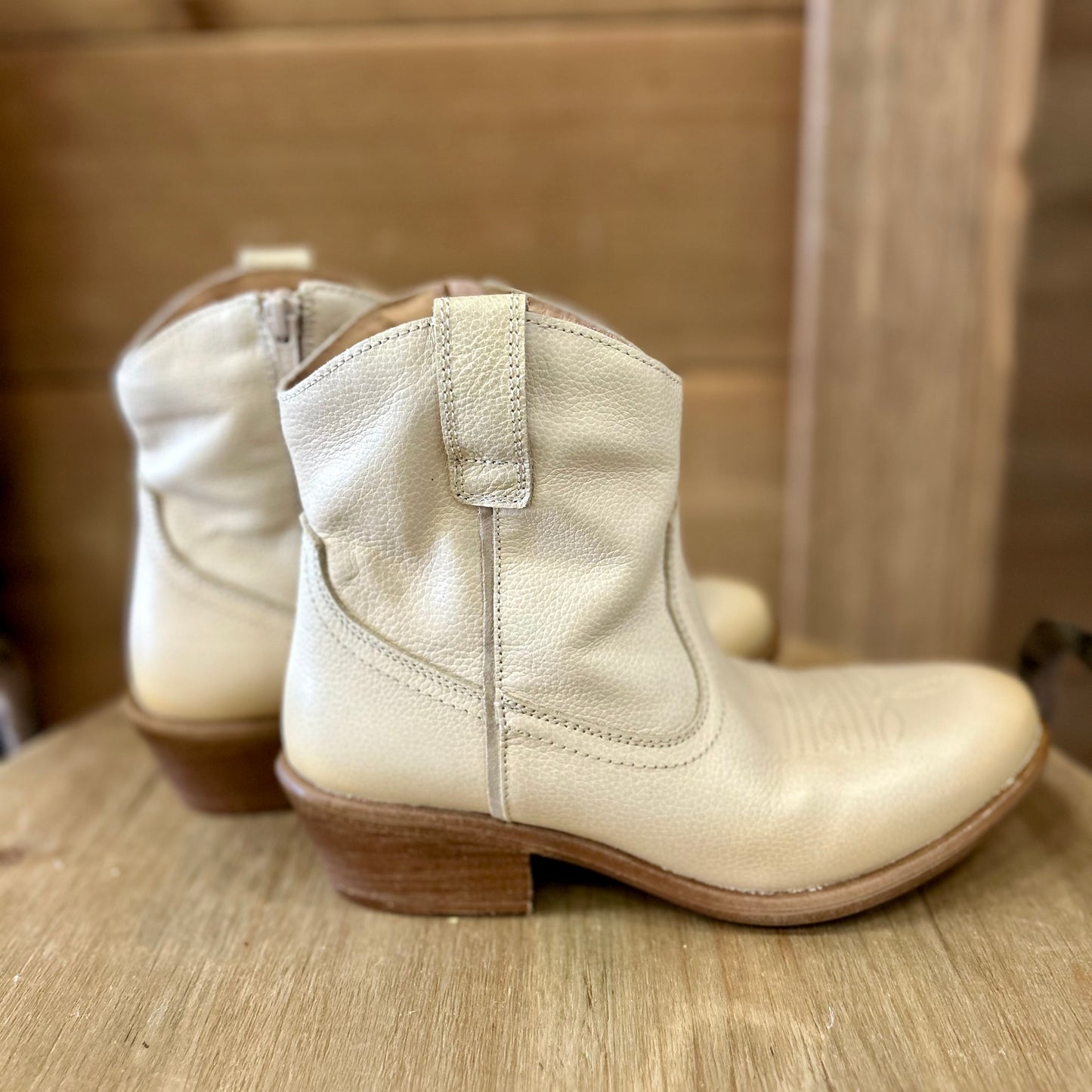 Miz Mooz Carlitos Boot - Linen