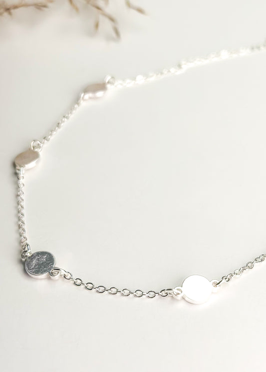 Dainty Silver Chain Link Circle Necklace