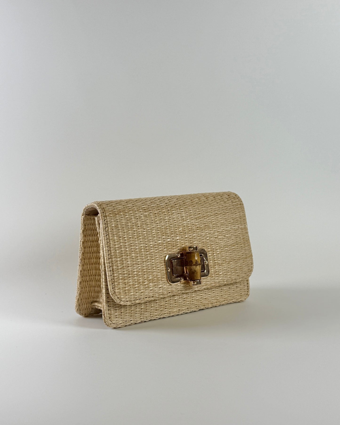 Lilly Straw Clutch