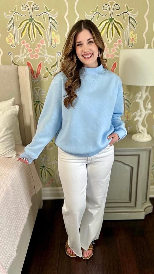 Ava Sweatshirt - Baby Blue