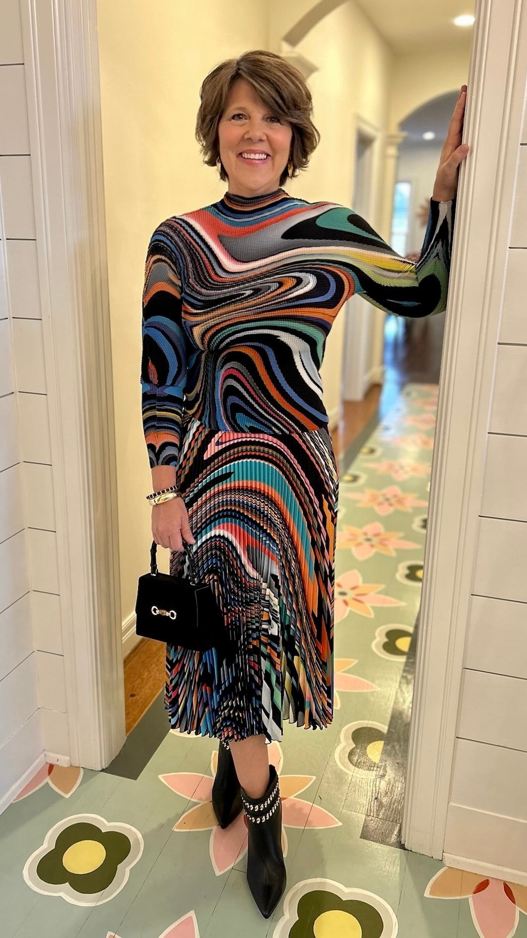 Emily Oil Paint 3D Honeycomb Top - Multi