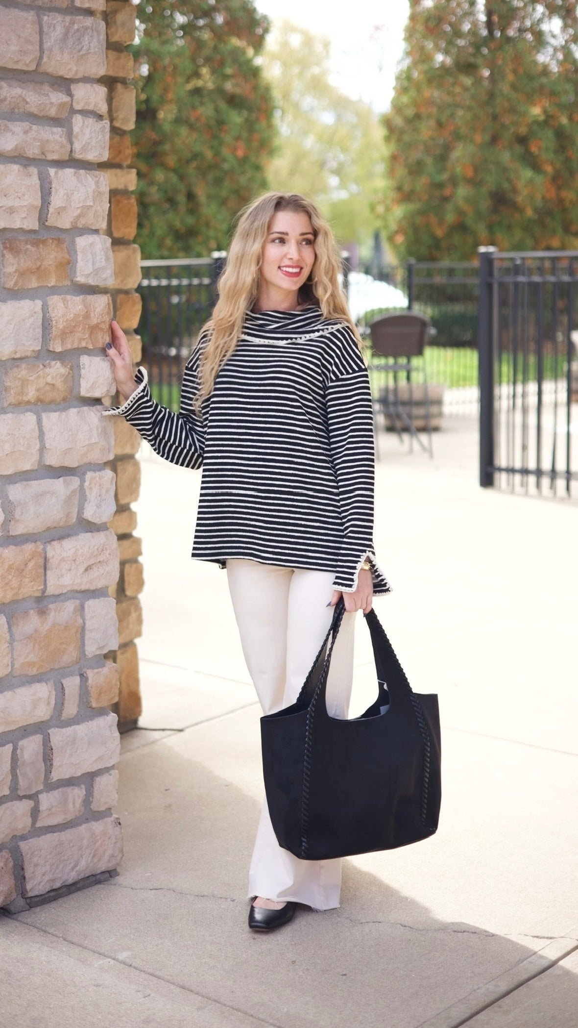 Taylor Pullover - Black