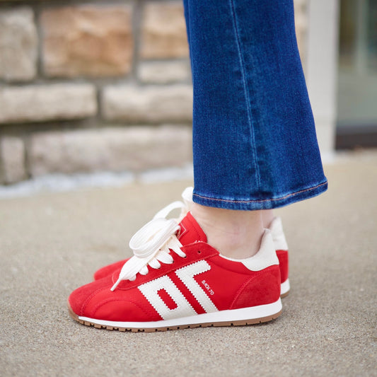 Back70 Asian - Red/White