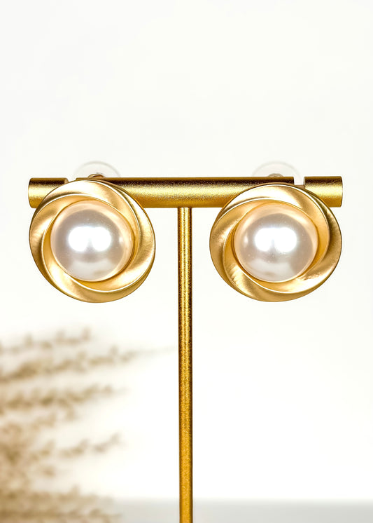 Matte Gold Round Pearl Earrings