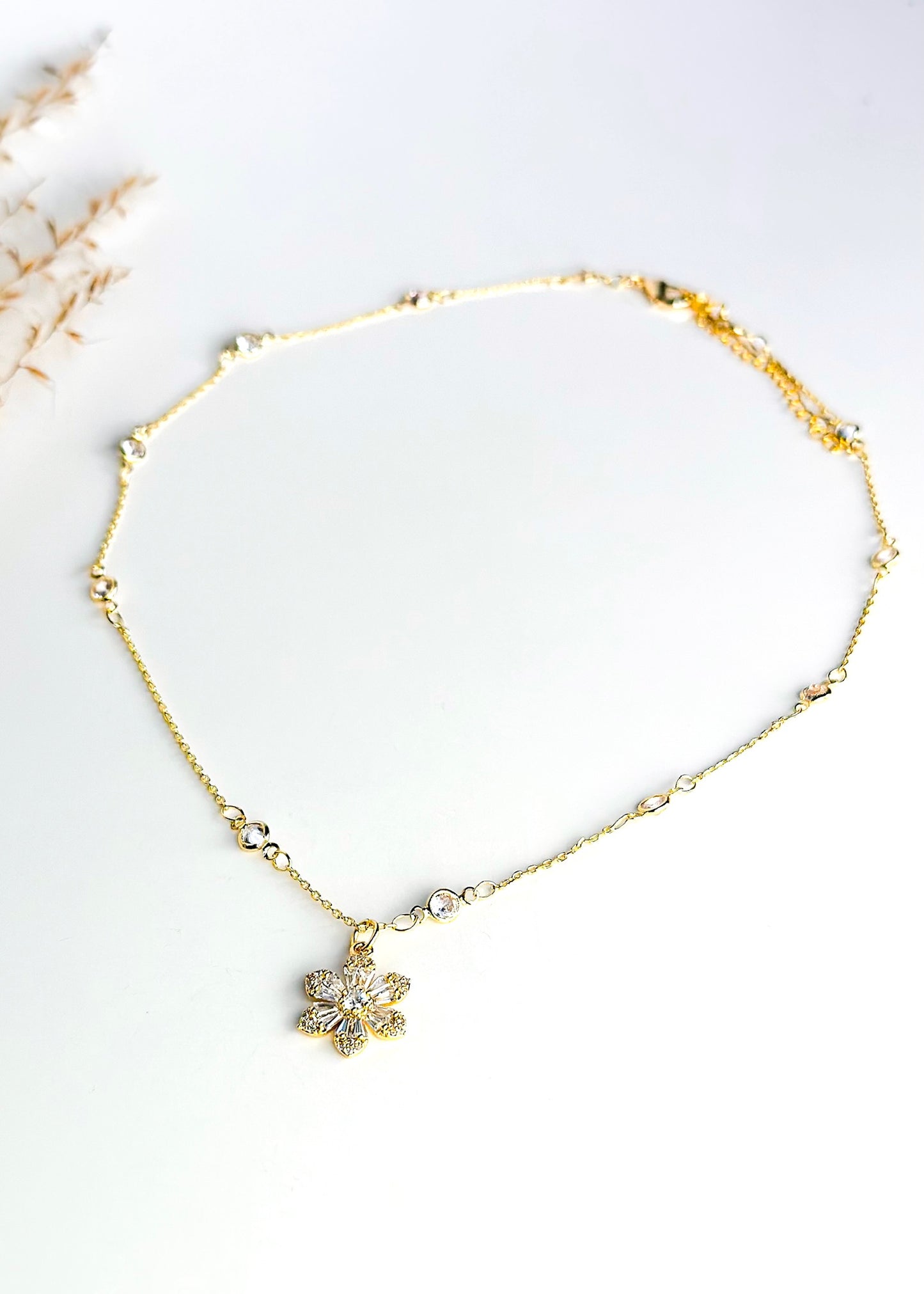 Dainty Crystal Flower Necklace