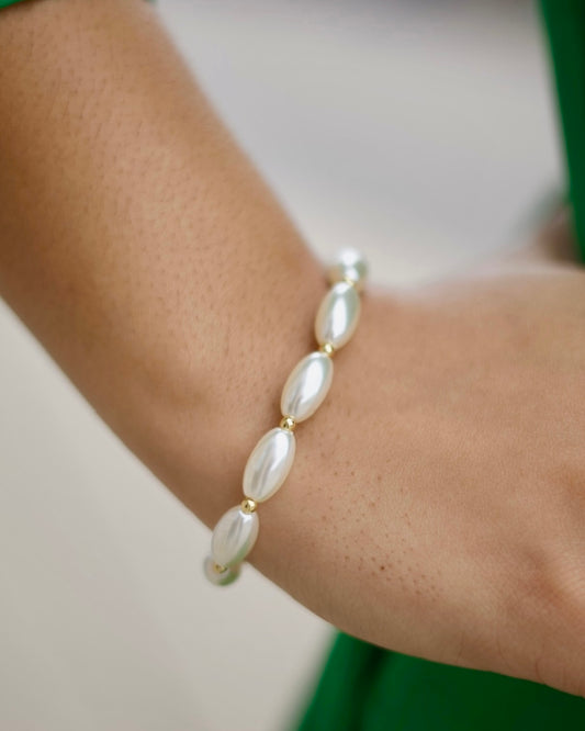 Magnetic Oval Pearl Bracelet