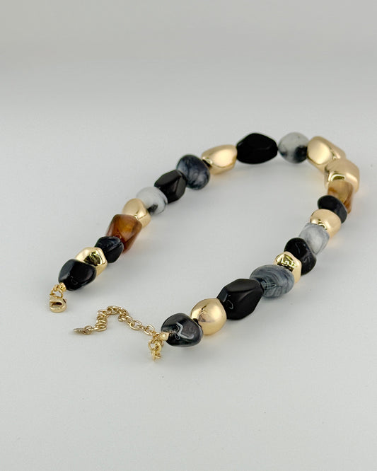 Neutral Chunky Necklace