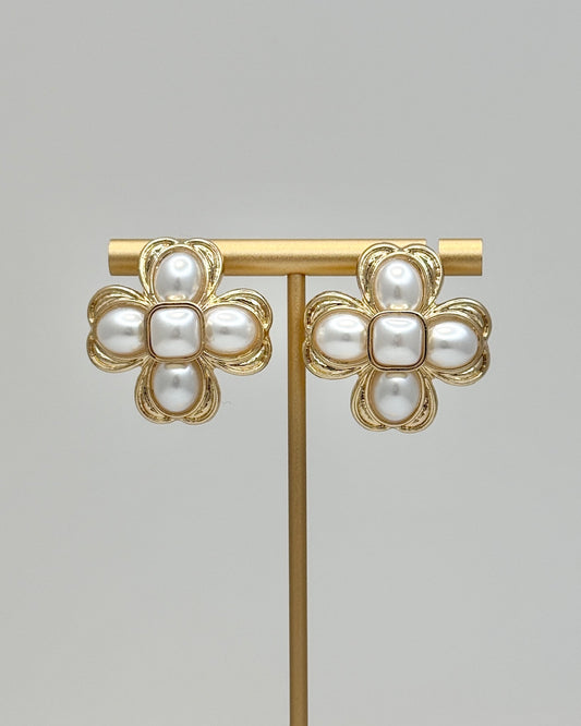 Flower Gold & Pearl Earrings