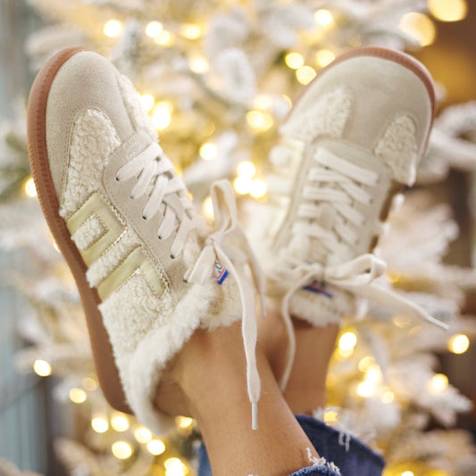 Back 70 Easter Fluff Slide - Butter Gold