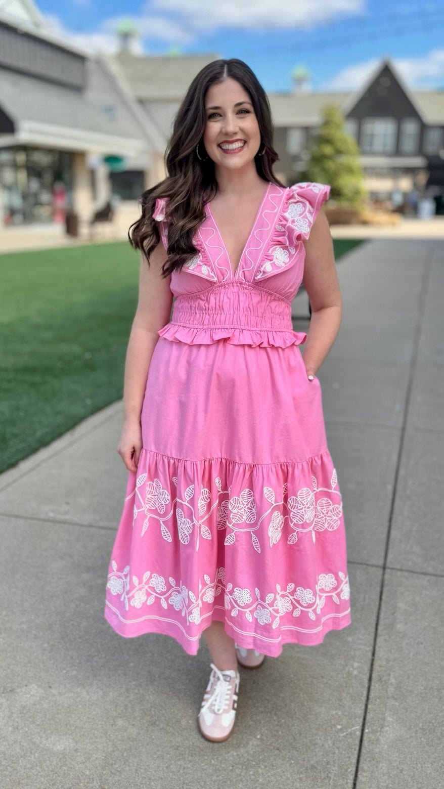 Enchanting Embroidered Midi Dress - Pink