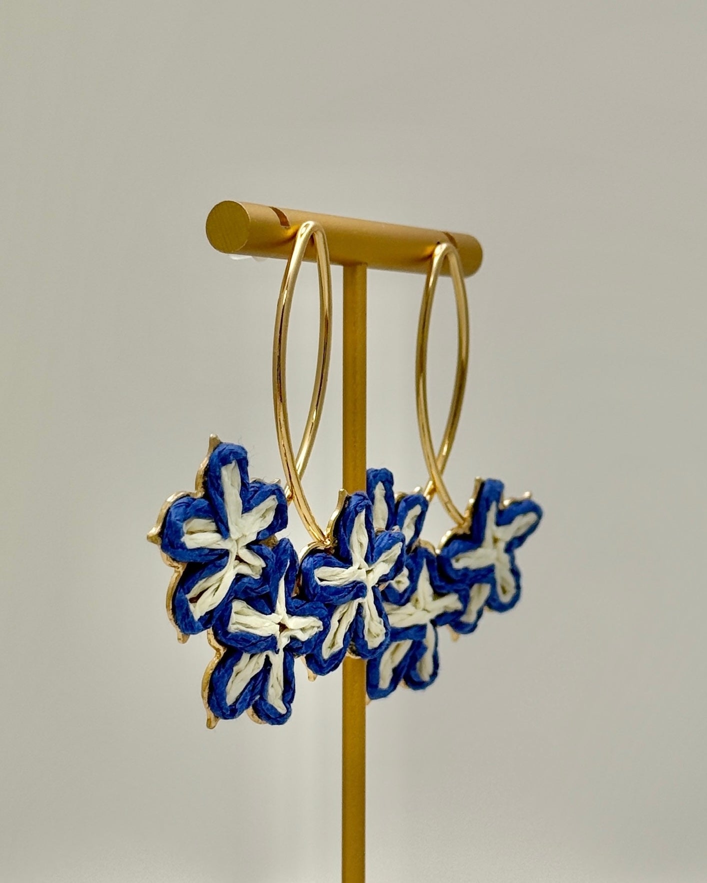 Oval & Flower Raffia Earrings - Royal