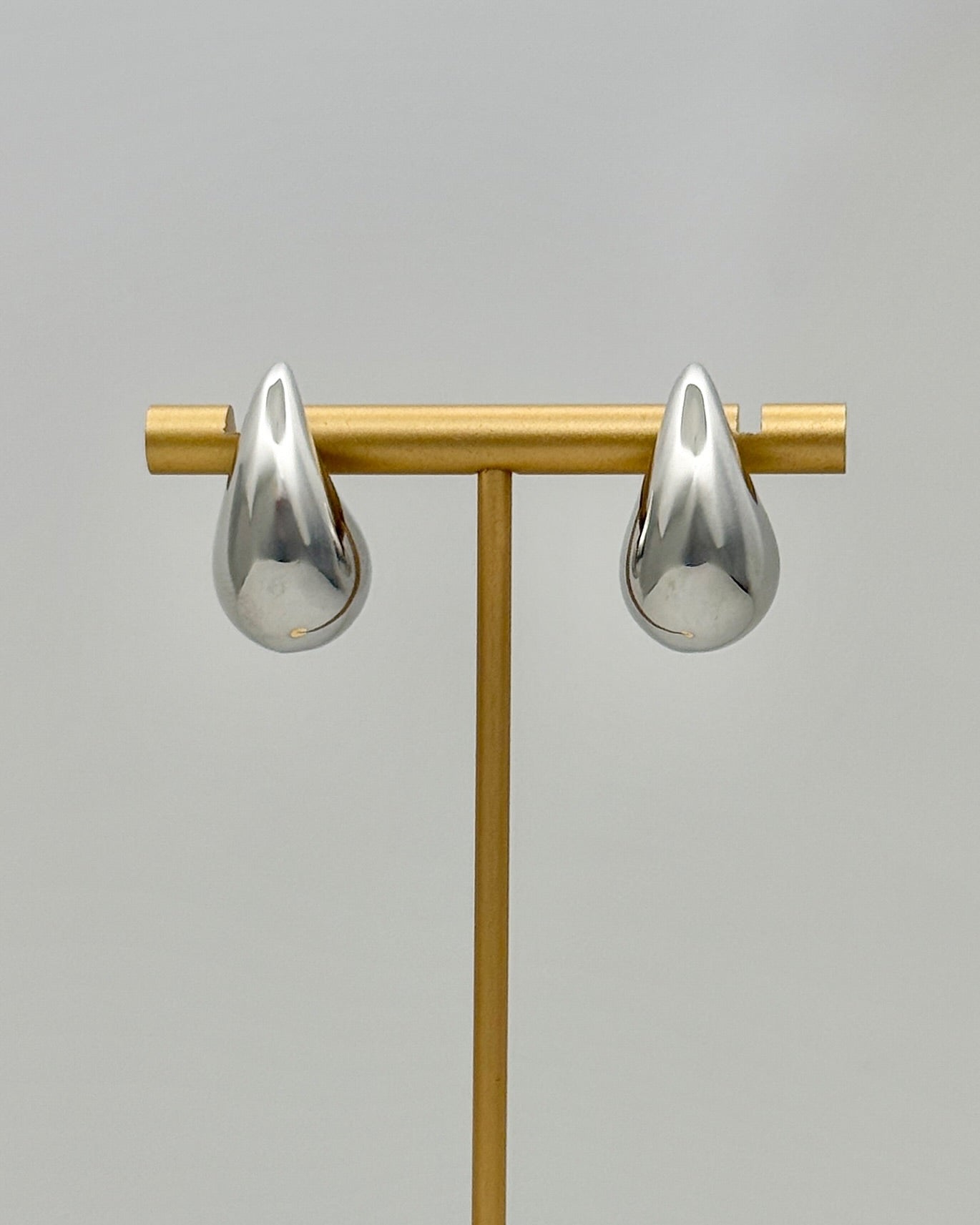 Small Raindrop Earrings - Silver