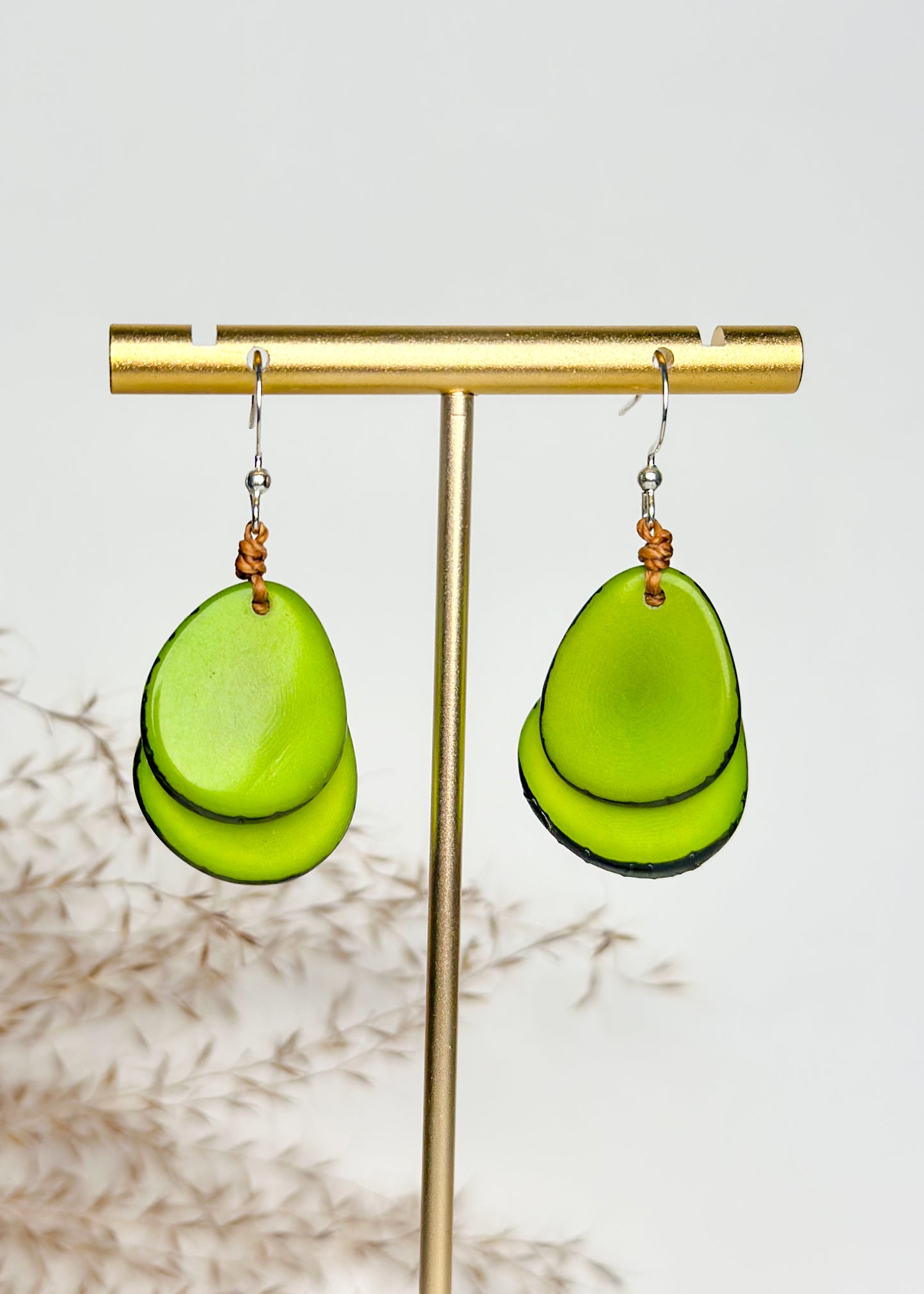 Tagua Petal Tiered Earrings - Lime