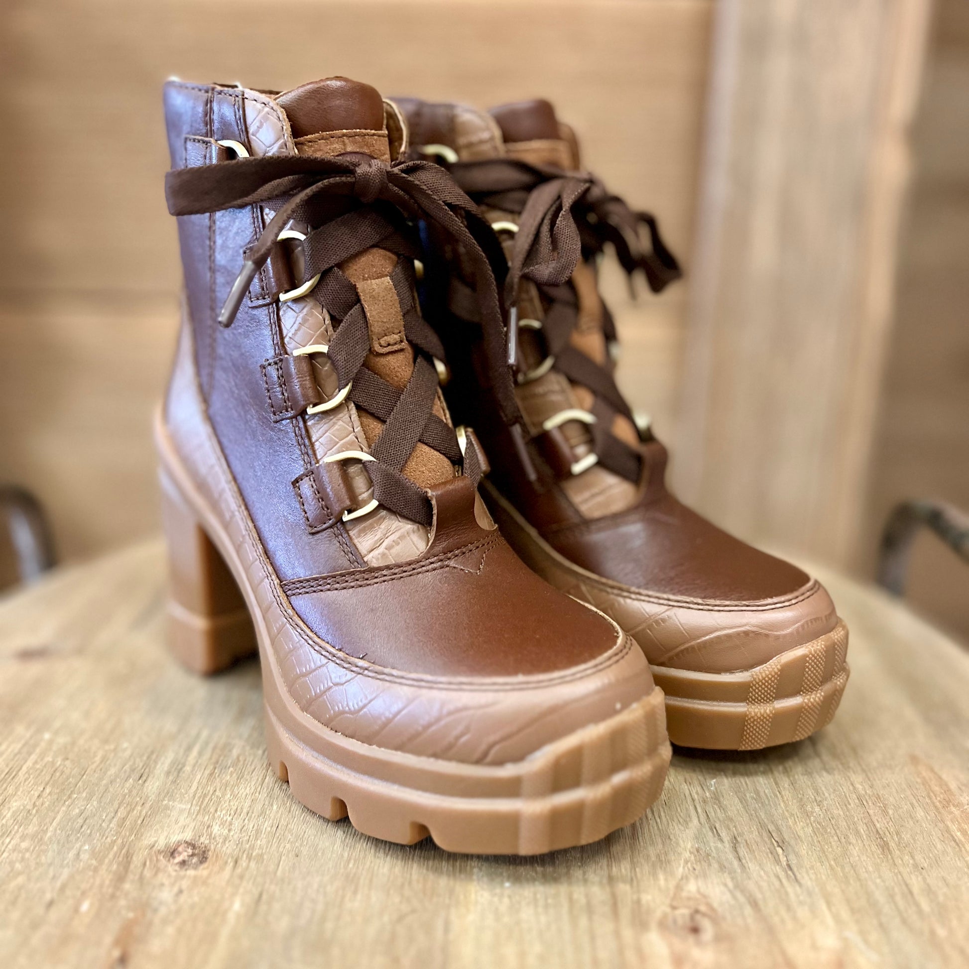 Leather Stores That Carry Sorel Boots Sorel Caribou X Heel Lace