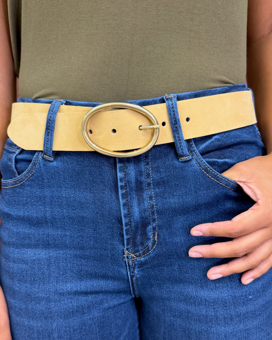 Sand Leather Belt - Gold Oval Buckle