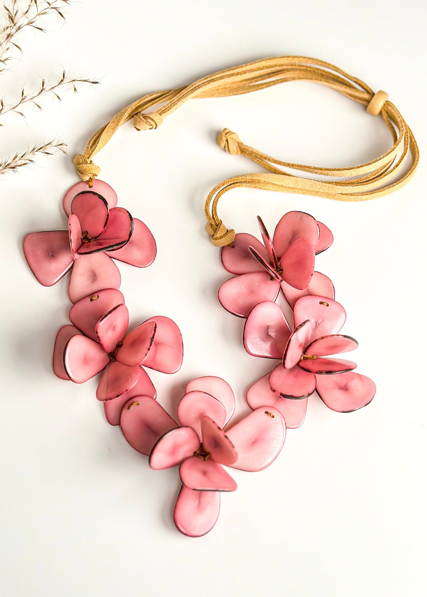 Tagua Florence Flower Necklace - Pink