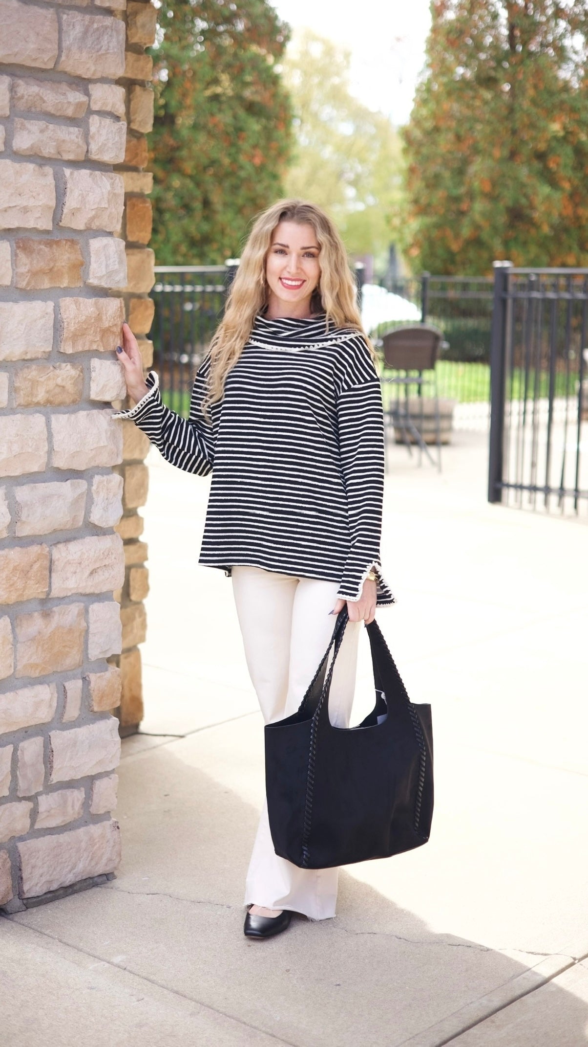 Taylor Pullover - Black