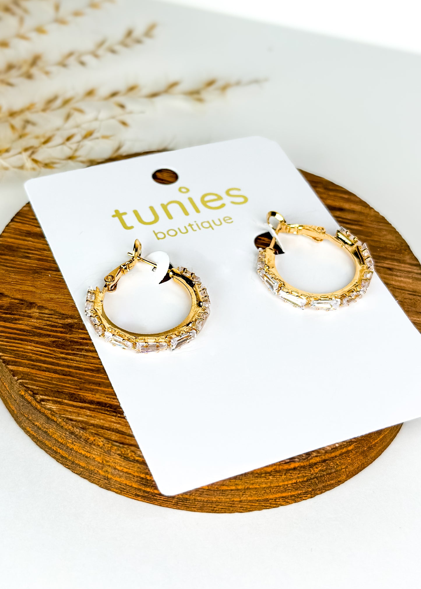 Everyday Huggie Hoop Earrings - Gold / Clear