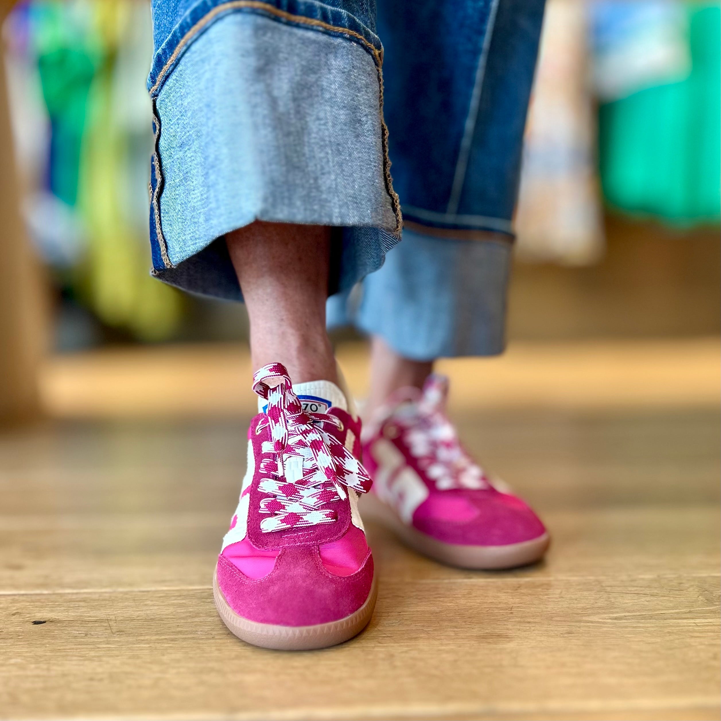 Back 70 Ghost - Cherry – Tunie's Boutique