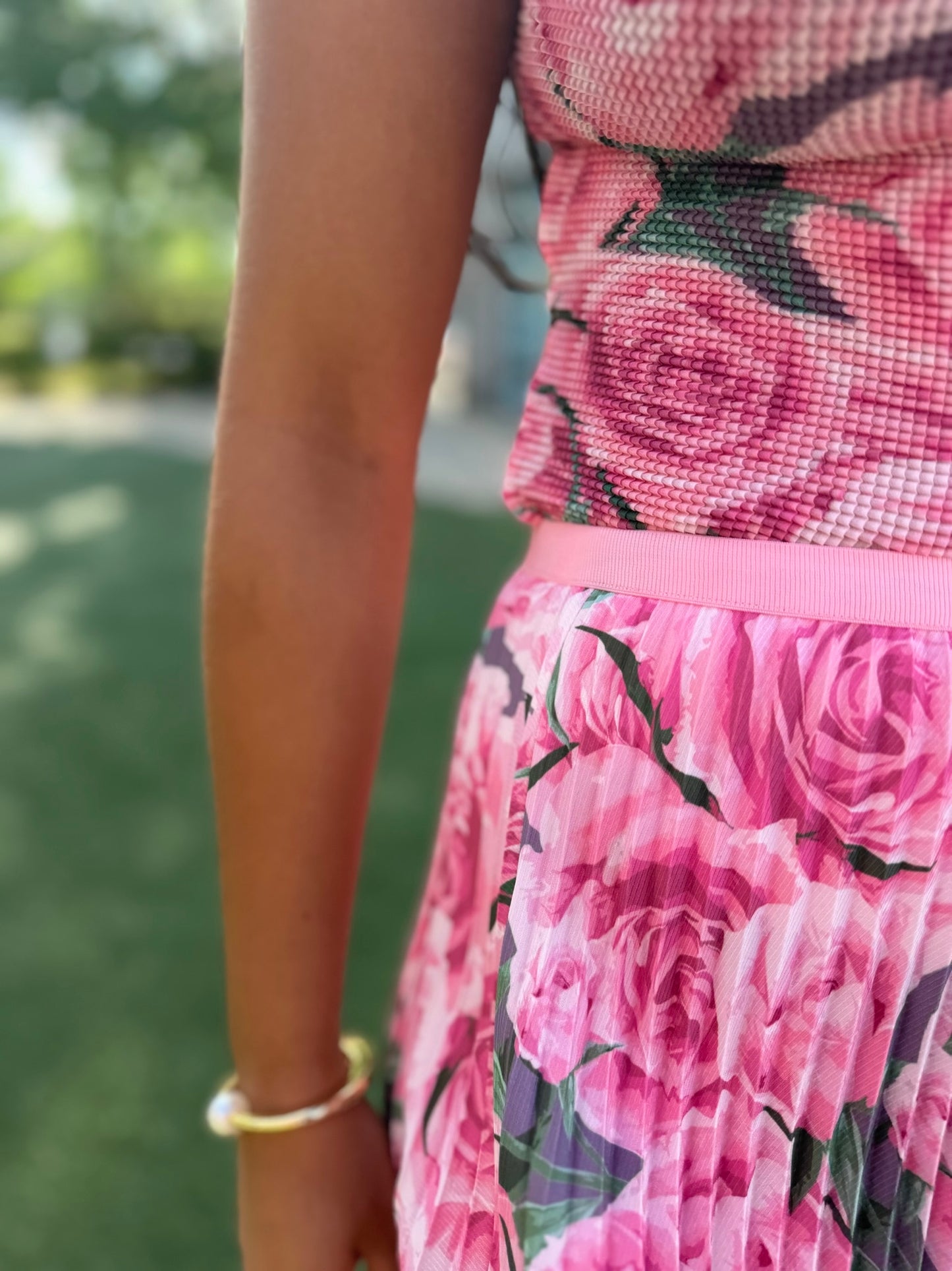 Rose 3D Honeycomb Top - Pink Mix