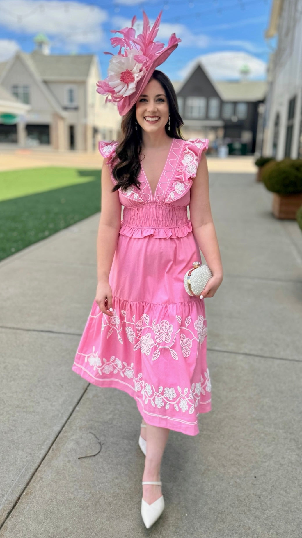 Enchanting Embroidered Midi Dress - Pink