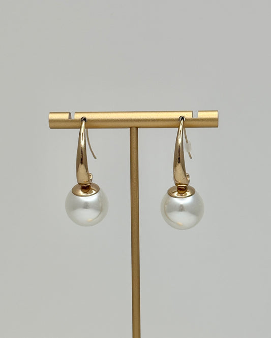 Gold & Pearl Dangle Earrings