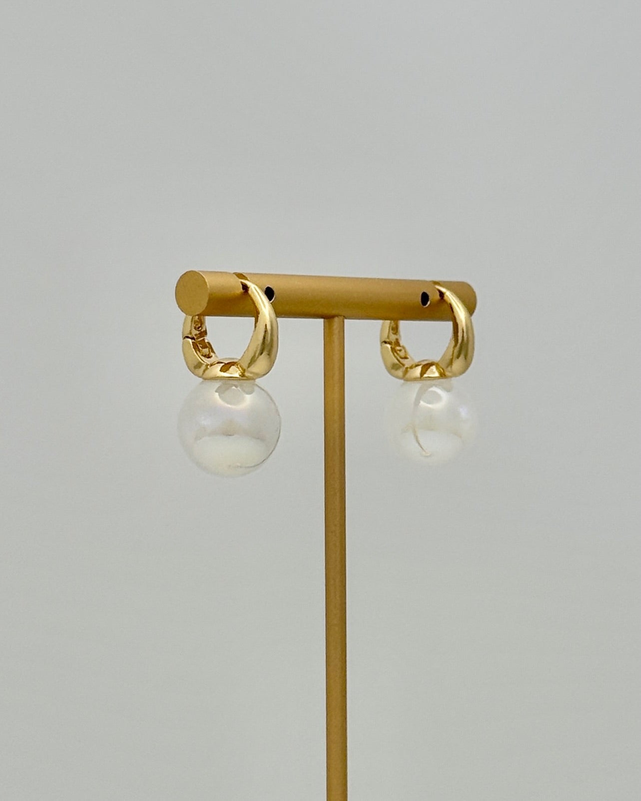 Gold Hoop Pearl Drop Earrings - Lrg