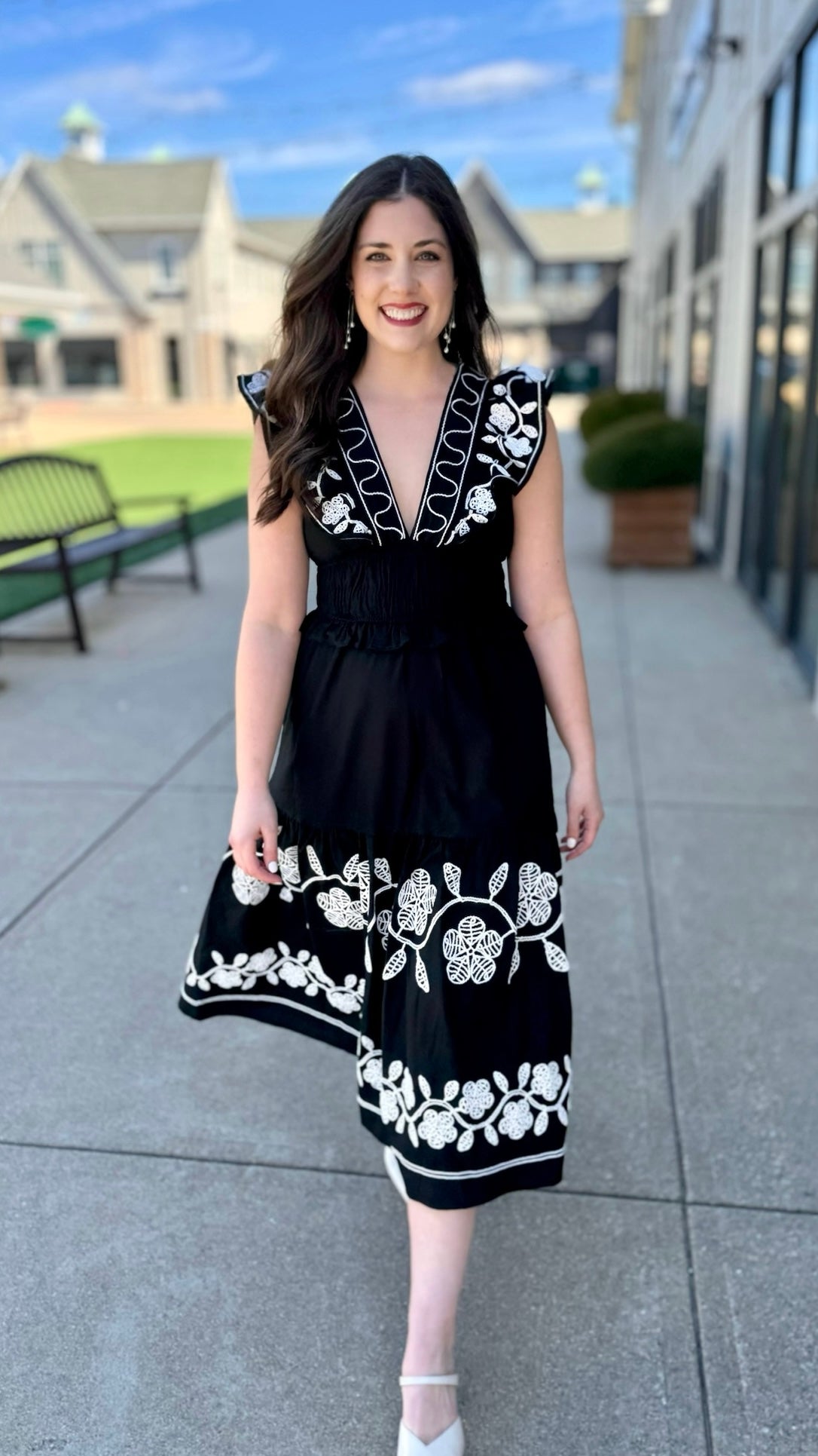 Enchanting Embroidered Midi Dress - Black