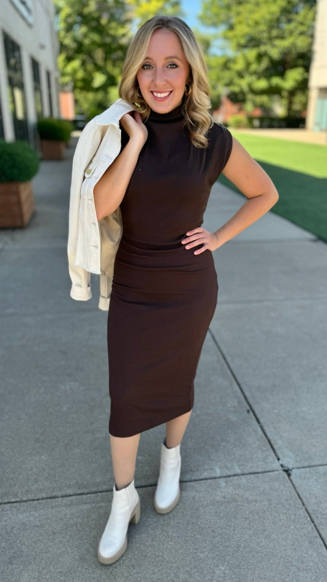 mock neck midi dress Michael Stars Iolanda custom_CLUB DRESSES Calista Luxe- Beaded/Sequin Floor Size:28/5X This Feminine Silhouette Features
