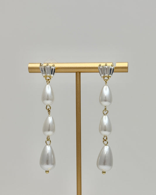 Charlotte Gold & Pearl Earrings